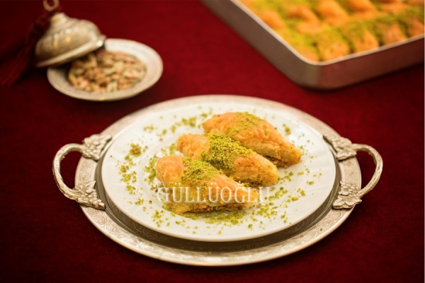 Fıstıklı Şöbiyet Baklava